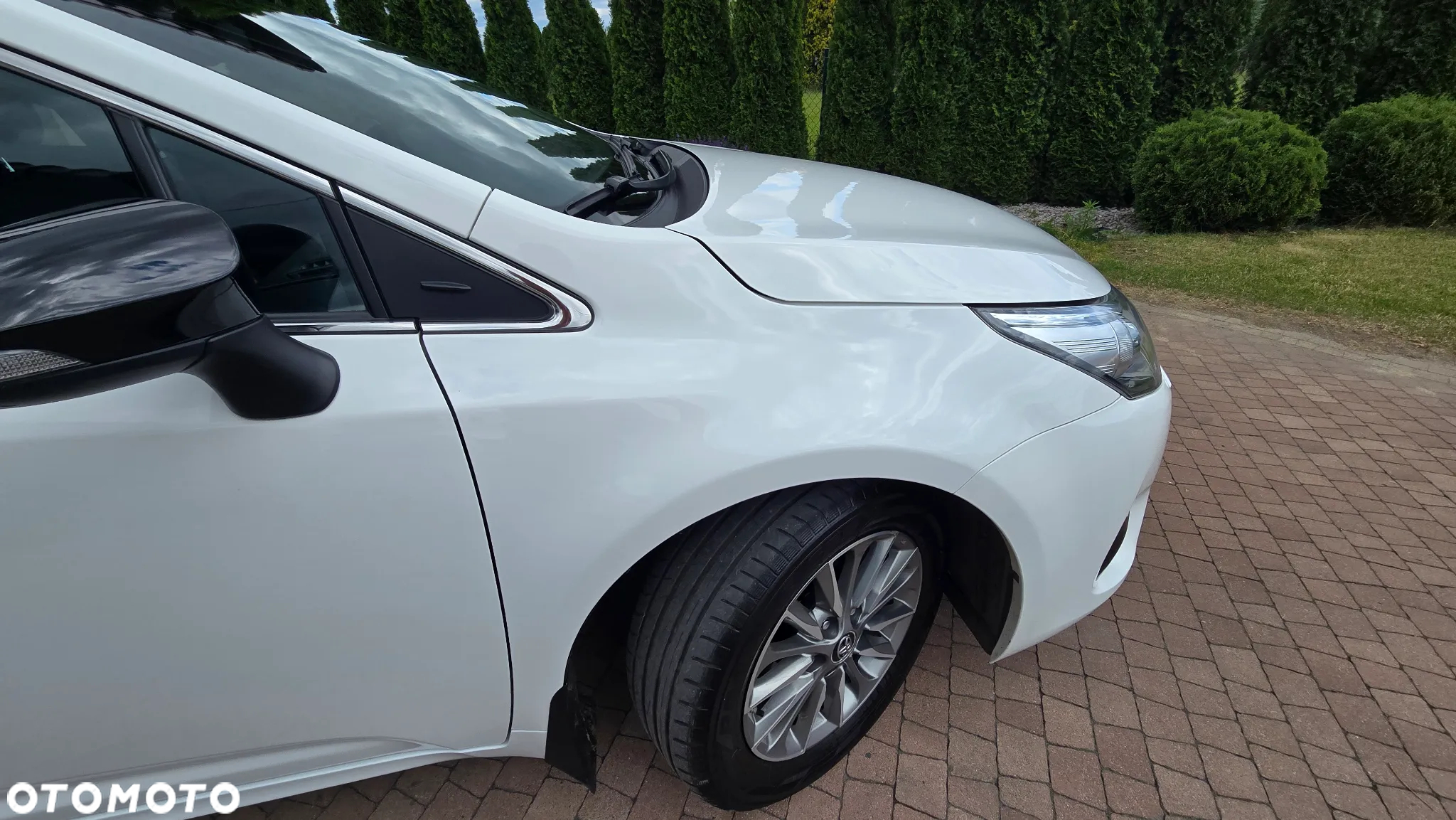 Toyota Avensis - 19