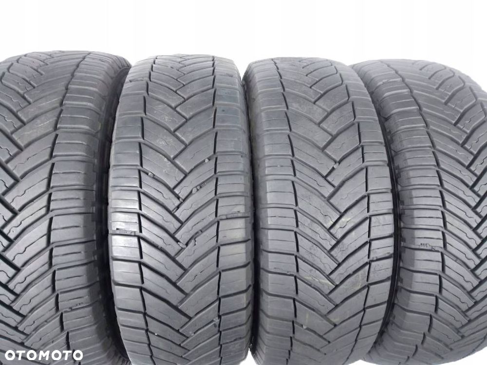 Michelin Agilis CrossClimate 215/65 R16C 109/107T 2020/2021/2023 8mm - 1