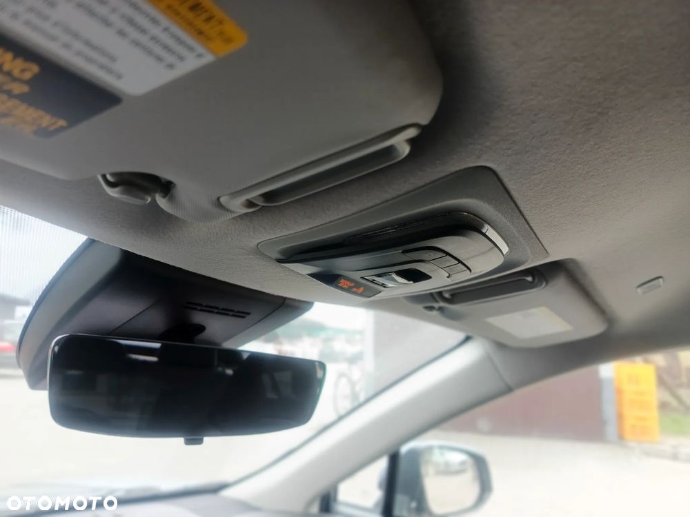 Toyota Corolla Cross - 13