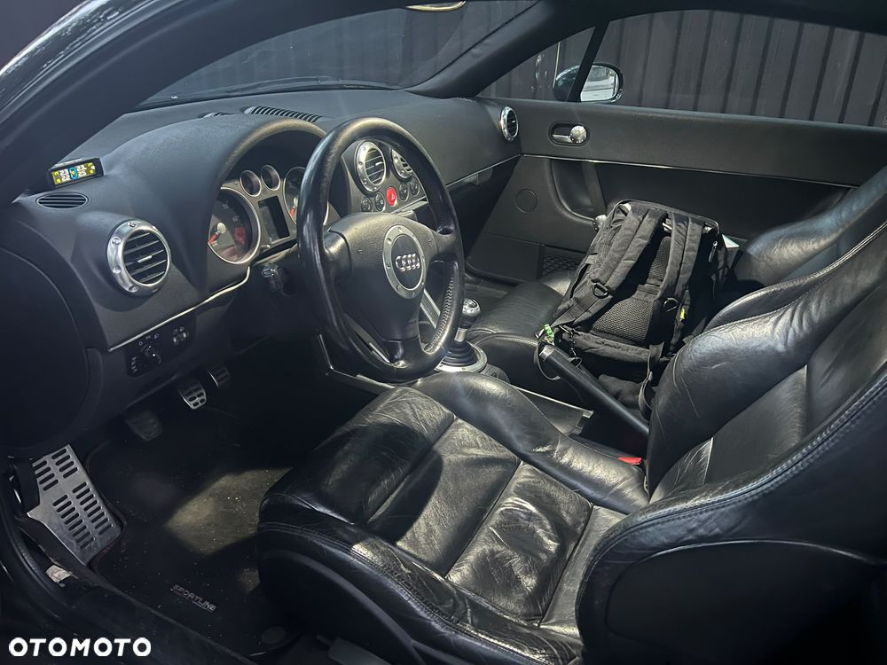Audi TT Coupé 1.8T - 9