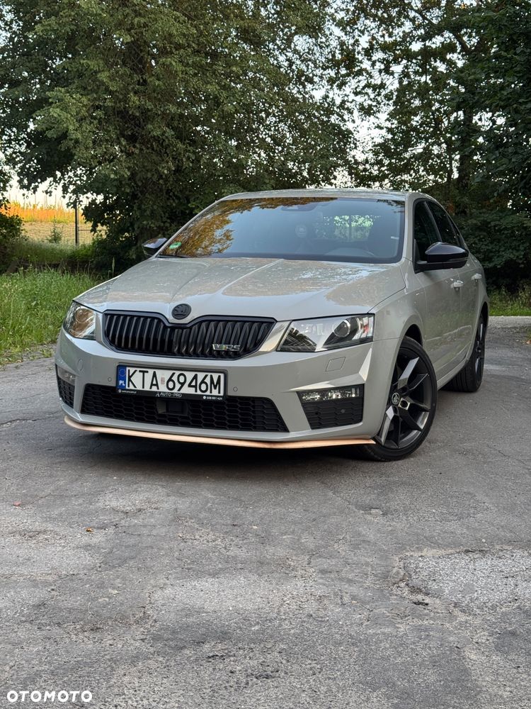 Skoda Octavia 2.0 TSI RS DSG - 2
