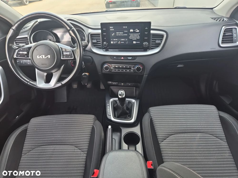 Kia XCeed 1.5 T-GDI M - 12