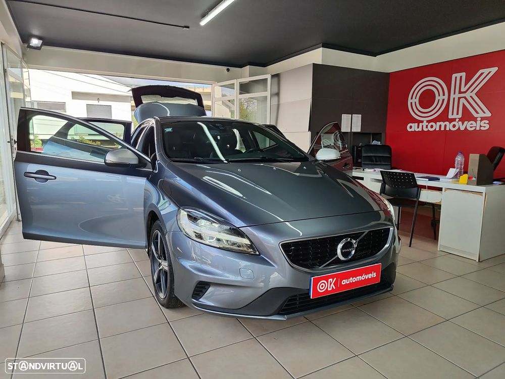 Volvo V40 2.0 D3 R-Design - 22