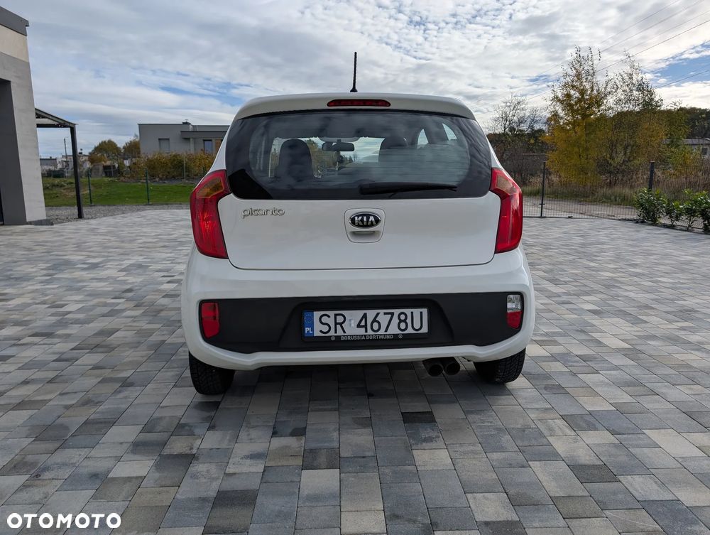 Kia Picanto 1.0 Fifa World Cup Edition - 9