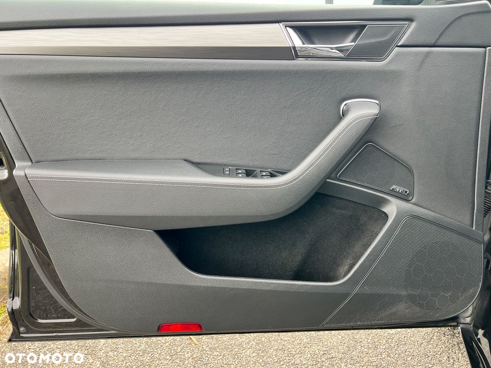 Skoda Superb 2.0 TDI SCR 4x4 Style DSG - 12