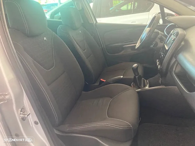 Renault Clio 0.9 TCE Limited - 33