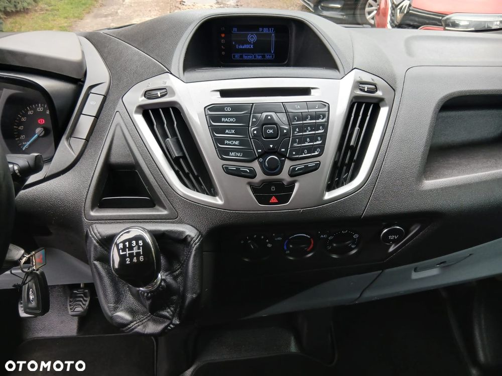 Ford TRANSIT CUSTOM - 25