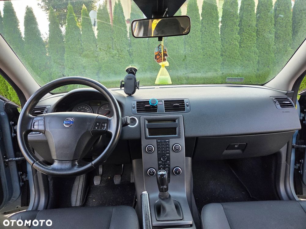Volvo S40 1.6D - 13