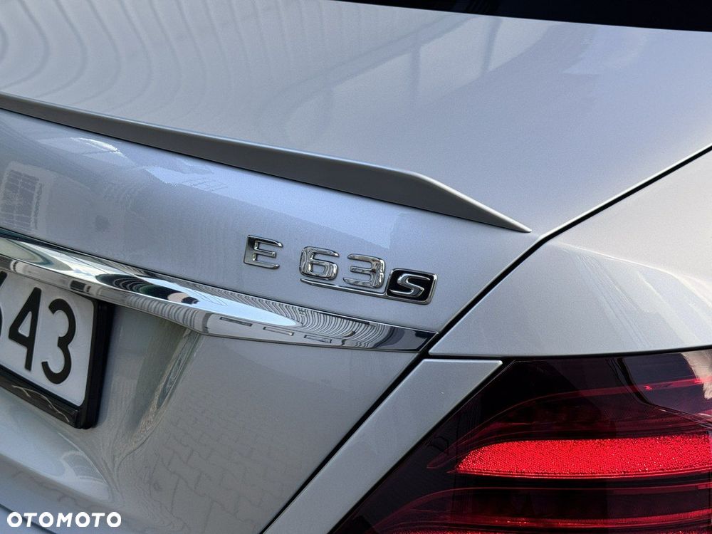 Mercedes-Benz Klasa E AMG 63 S 4-Matic+ - 9