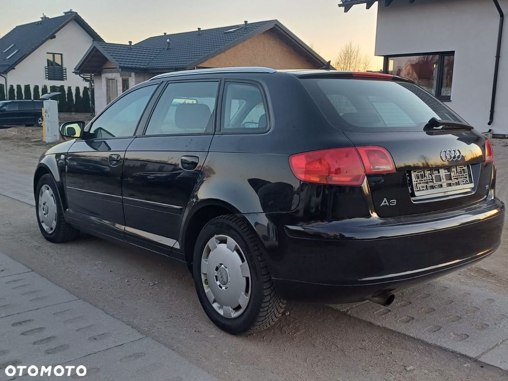 Audi A3 Sportback 1.6 Attraction - 5