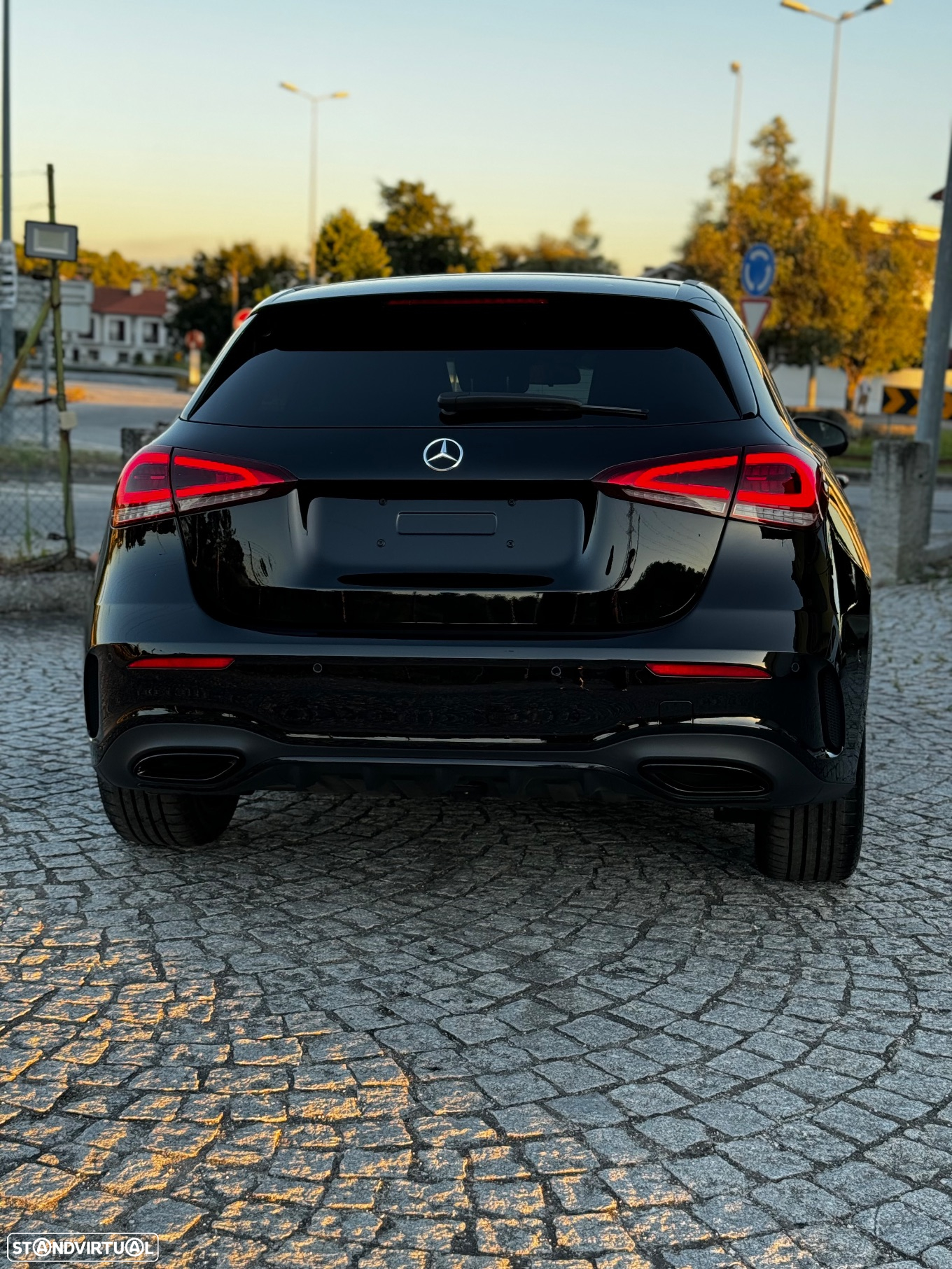 Mercedes-Benz A 250 e AMG Line - 14