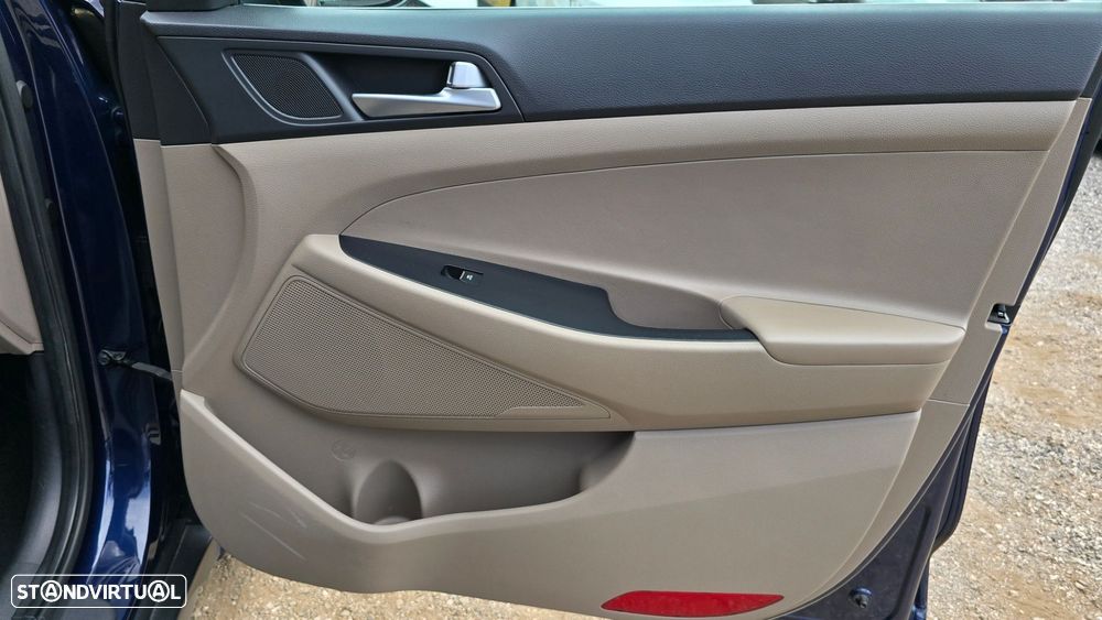 Hyundai Tucson 1.6 CRDi Premium+Pack Pele - 49