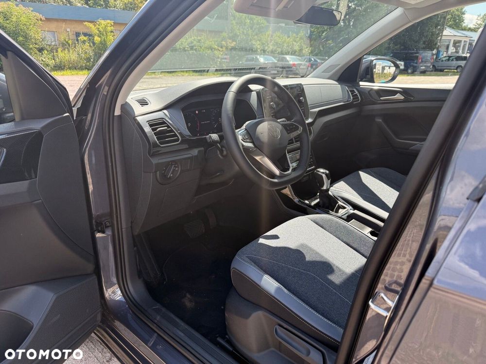Volkswagen T-Cross - 10