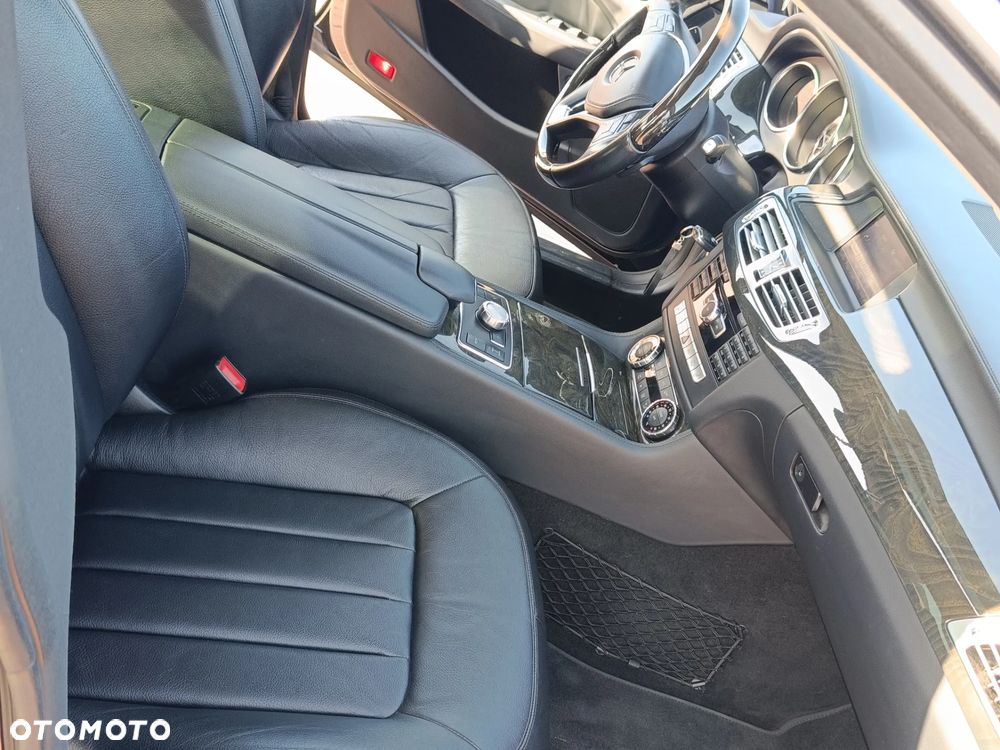 Mercedes-Benz CLS 500 4Matic BlueEFFICIENCY 7G-TRONIC - 23