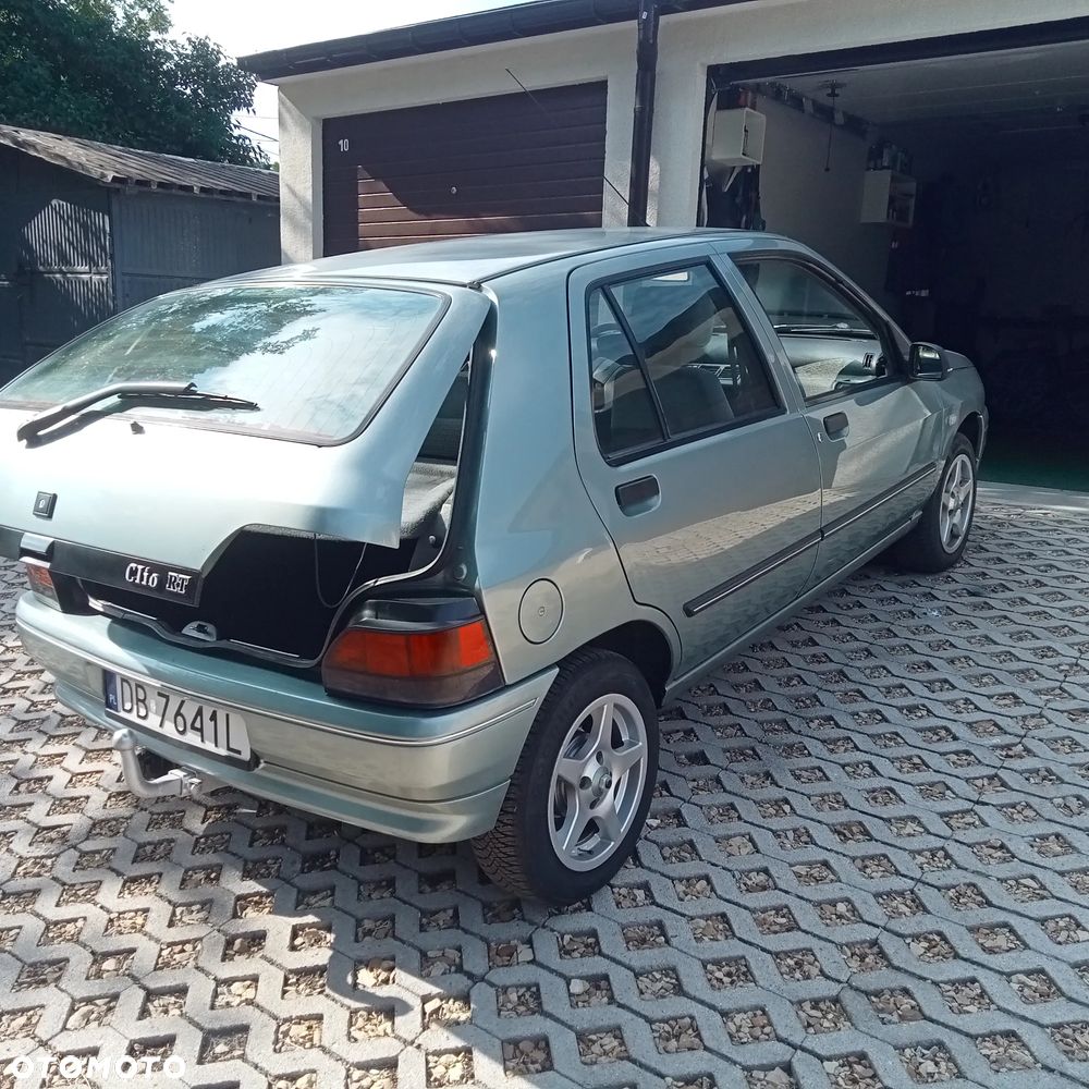 Renault Clio - 4