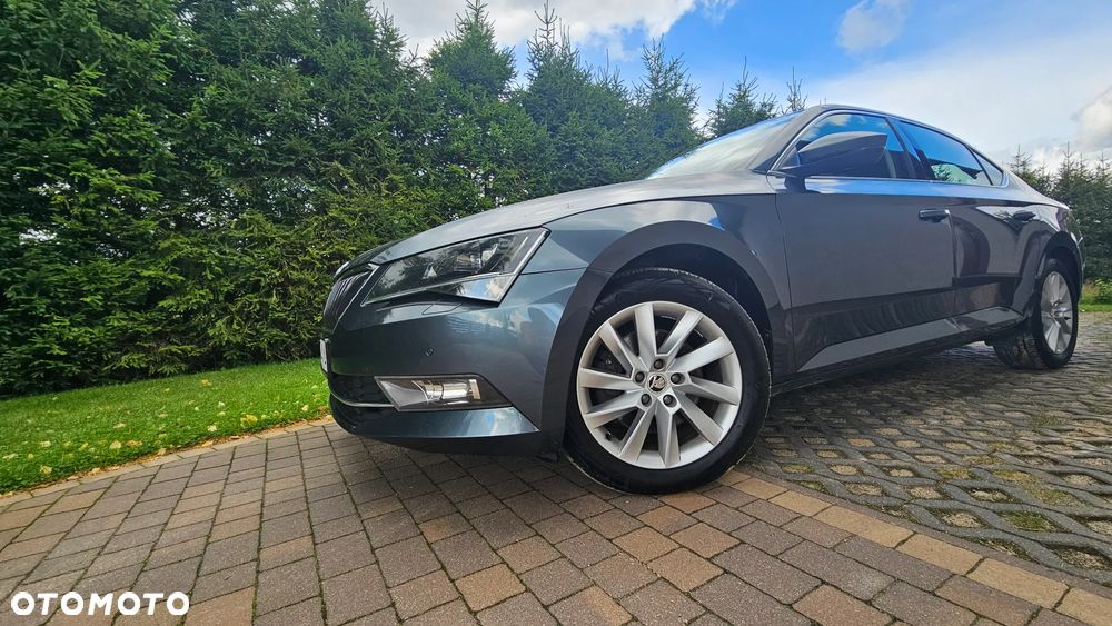Skoda Superb 1.8 TSI Ambition DSG - 10