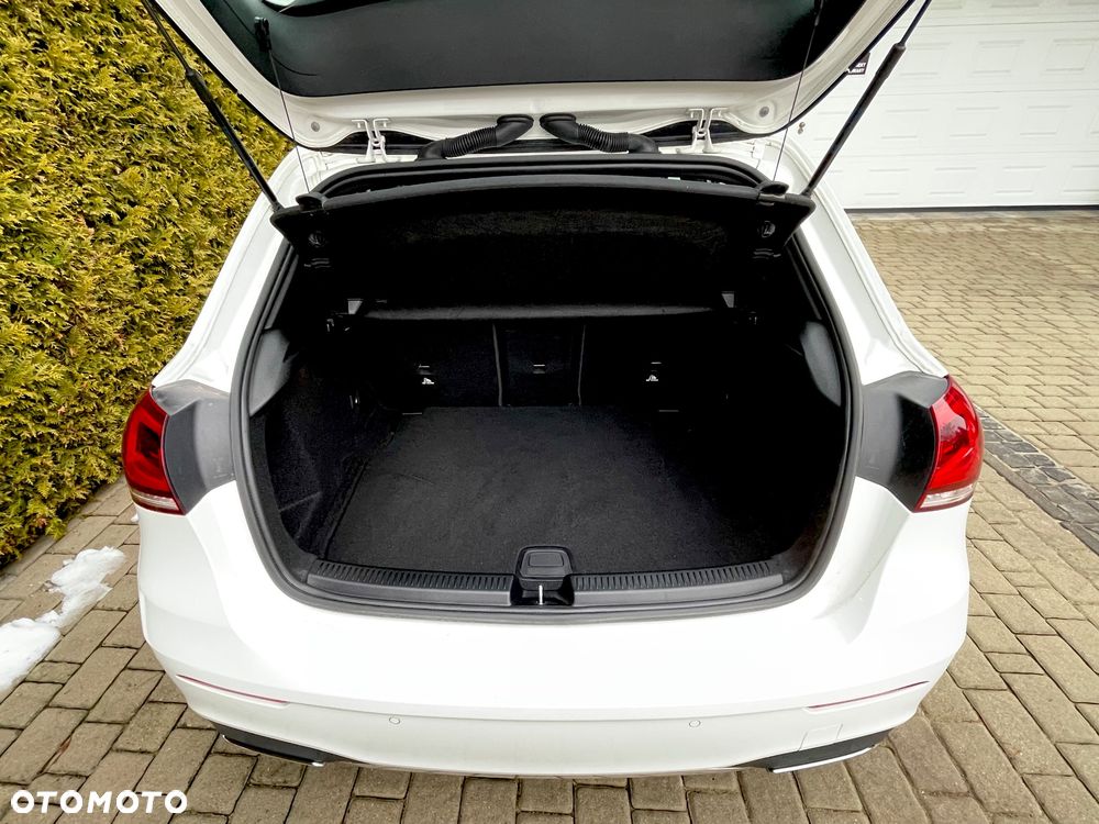 Mercedes-Benz Klasa A 180 AMG Line 7G-DCT - 12