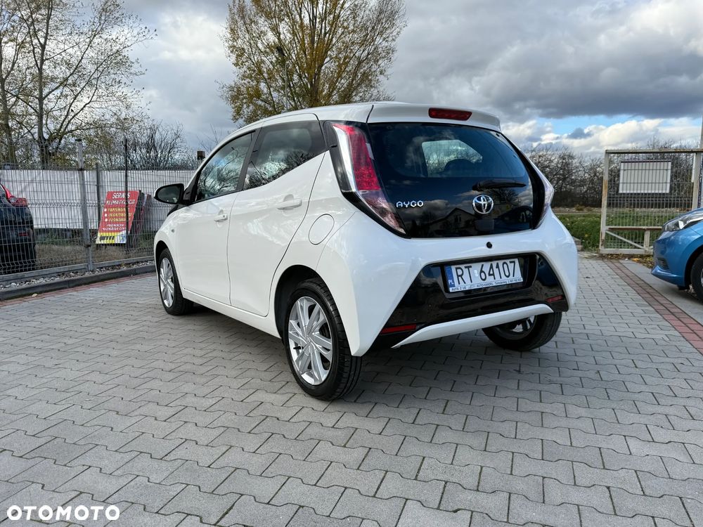 Toyota Aygo - 19