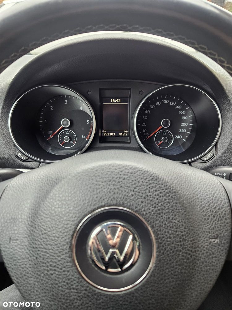 Volkswagen Golf 1.6 TDI DPF MATCH - 16