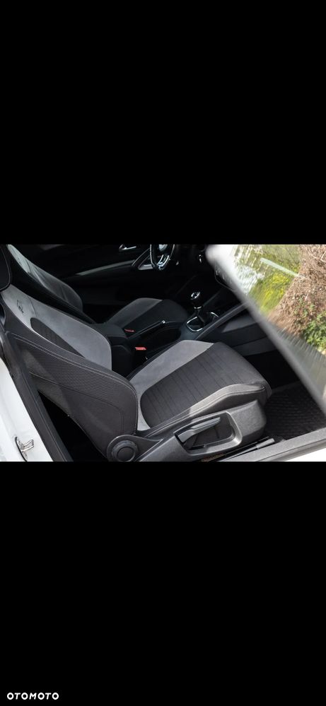 Volkswagen Scirocco ver-2-0-tsi-bmt-perfectline-r--style - 18