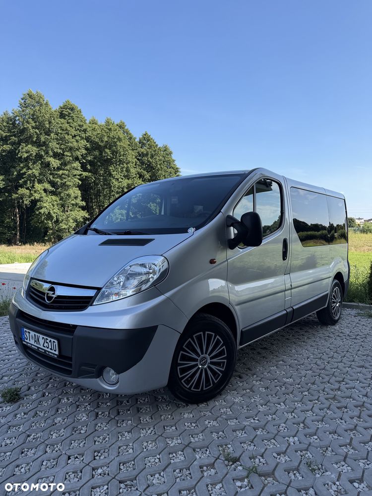 Opel Vivaro - 2