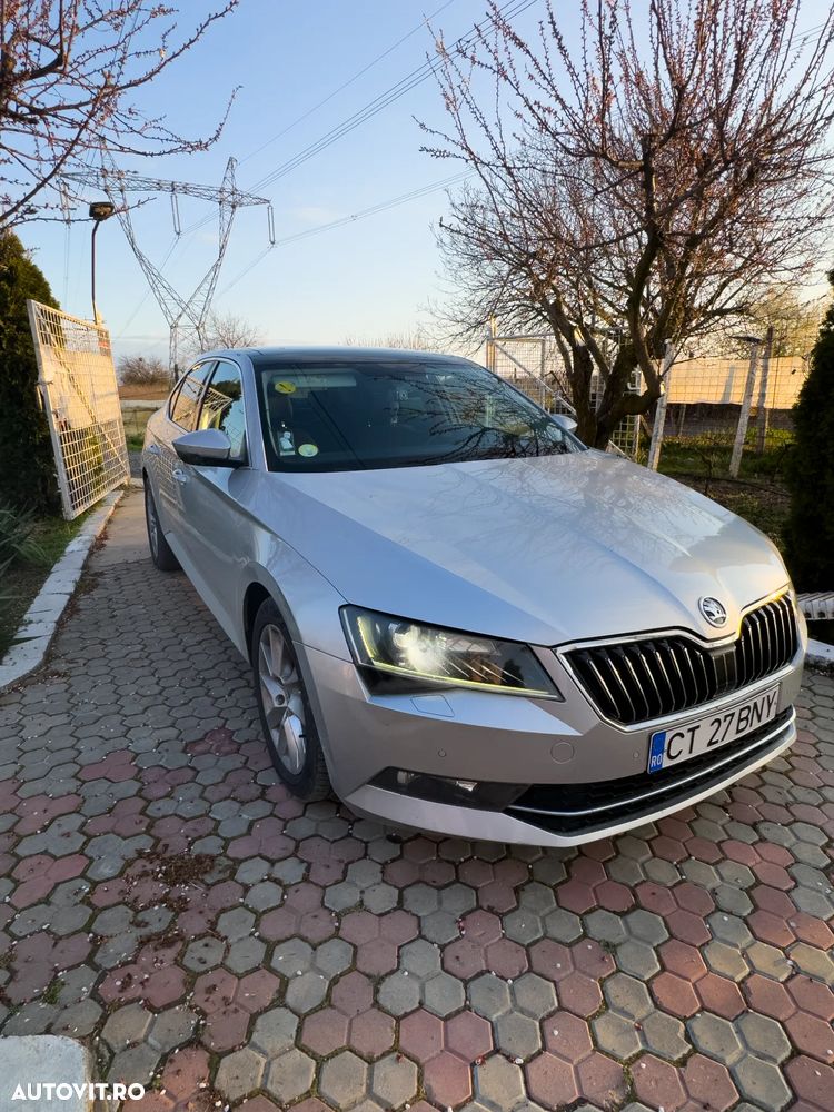 Skoda Superb 2.0 TDI DSG Active - 14