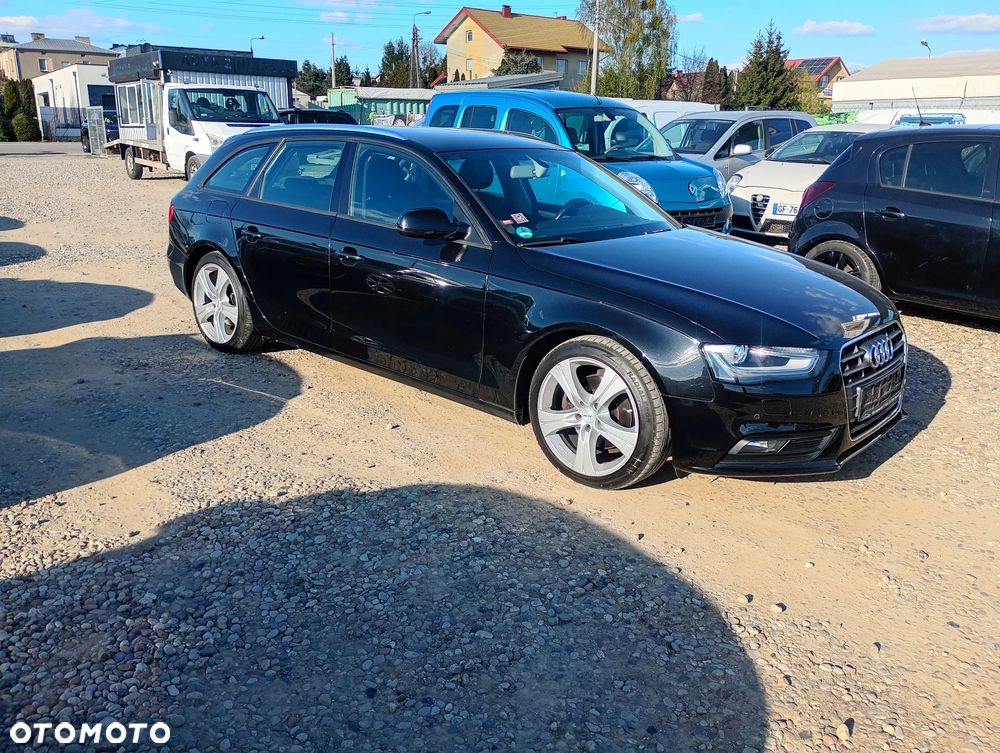 Audi A4 Avant 2.0 TDI DPF Ambiente - 30