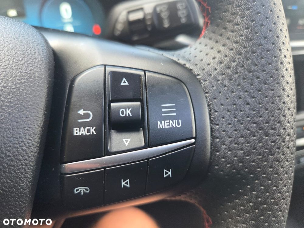 Ford Kuga 2.0 EcoBoost 4x4 Titanium - 29