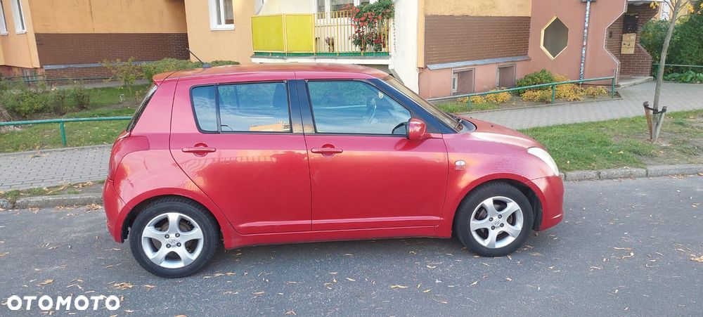 Suzuki Swift - 8