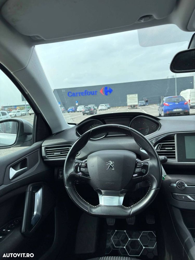 Peugeot 308 - 18