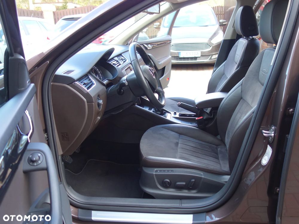 Skoda Octavia 2.0 TDI L&K - 29