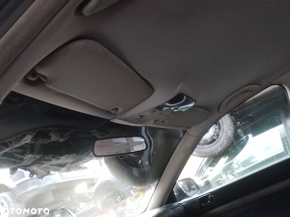 AUDI A4 B5 KOMBI 99-01  1.9 AJM   LAMPA TYŁ PRAWA LEWA - 33