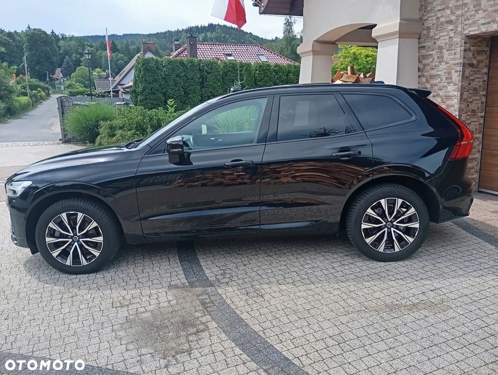 Volvo XC 60 B4 D AWD Ultimate Dark - 3