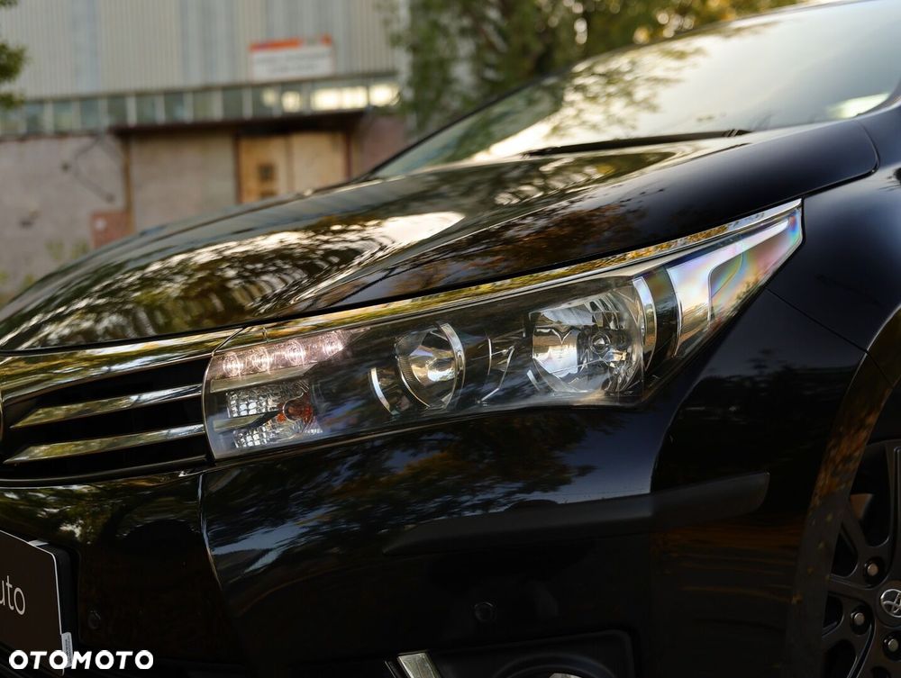 Toyota Corolla 1.6 Premium EU6 - 16
