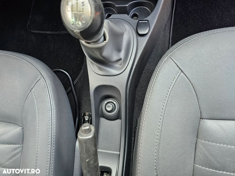 Dacia Duster 1.2 TCe 4x2 Laureate - 14