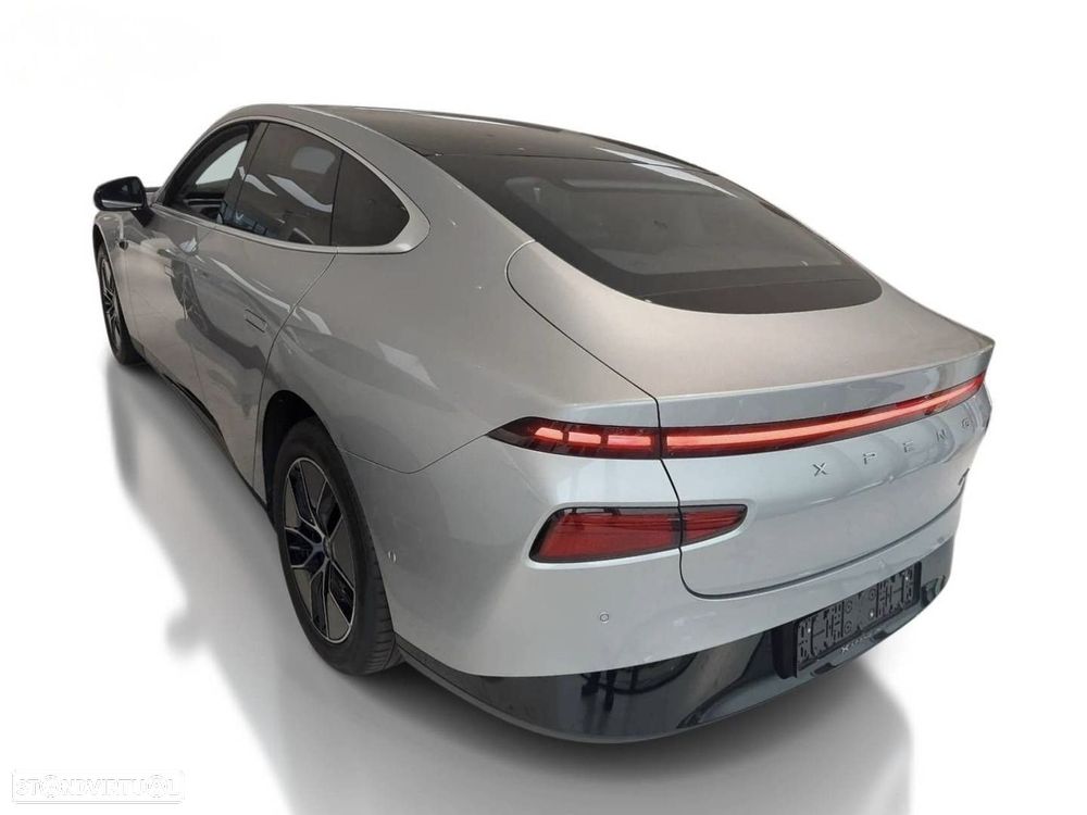 Xpeng P7i 86.2 kWh Long Range - 3