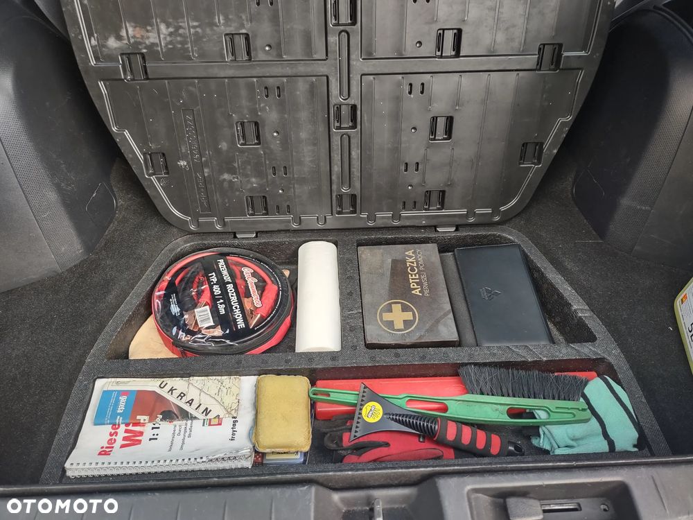 Mitsubishi Outlander 2.0 DID Instyle NAVI - 9