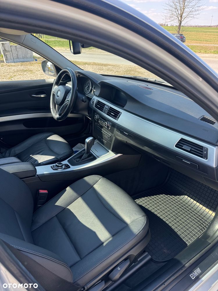 BMW Seria 3 320d xDrive DPF Edition Exclusive - 8