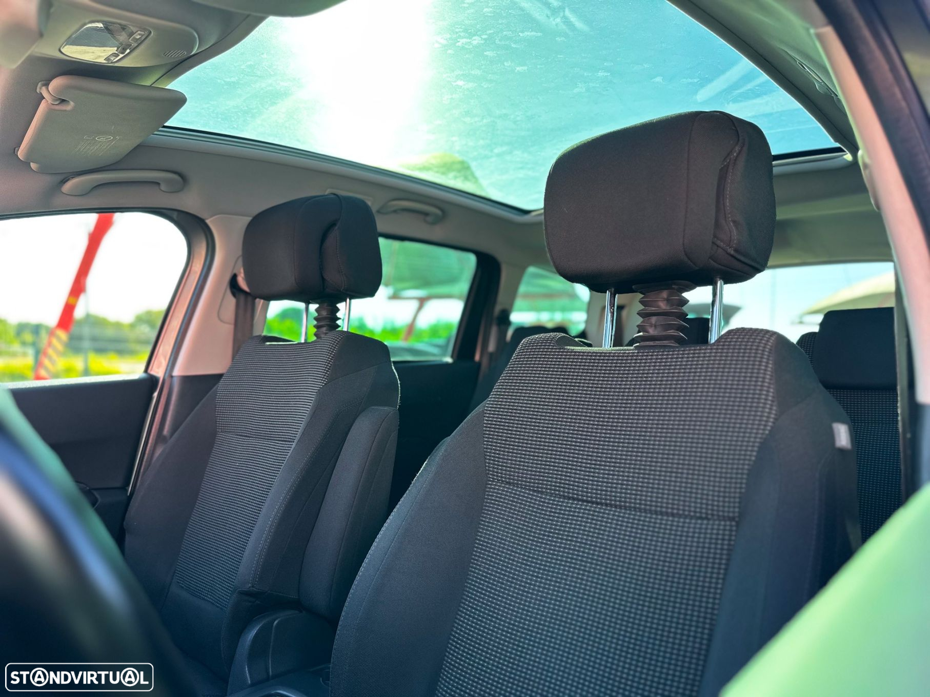 Peugeot 5008 - 14