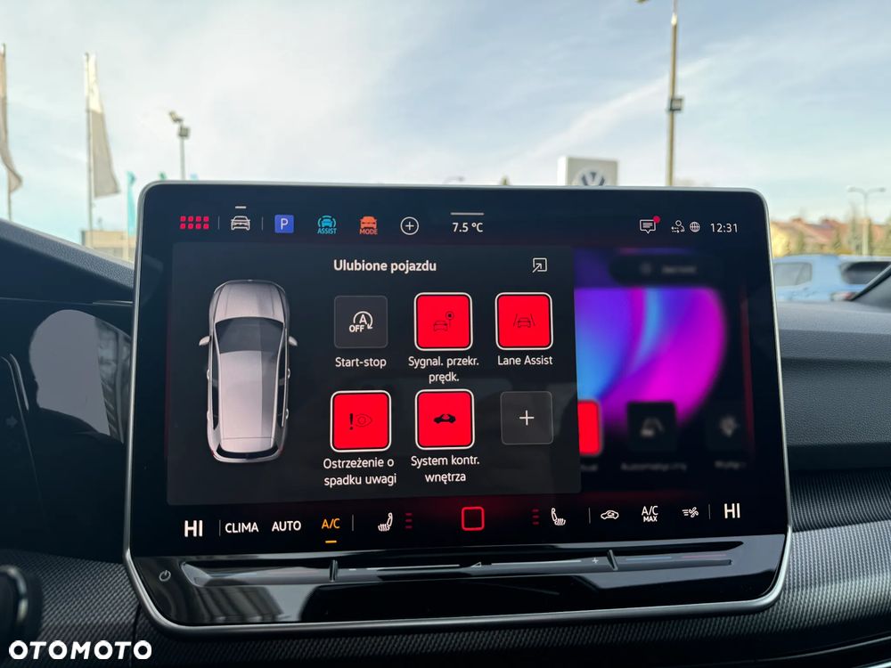 Volkswagen Golf - 20