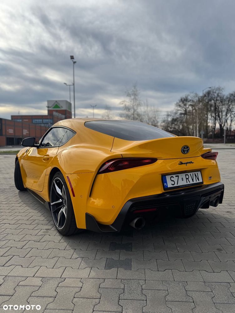 Toyota Supra 3.0 Turbo - 4