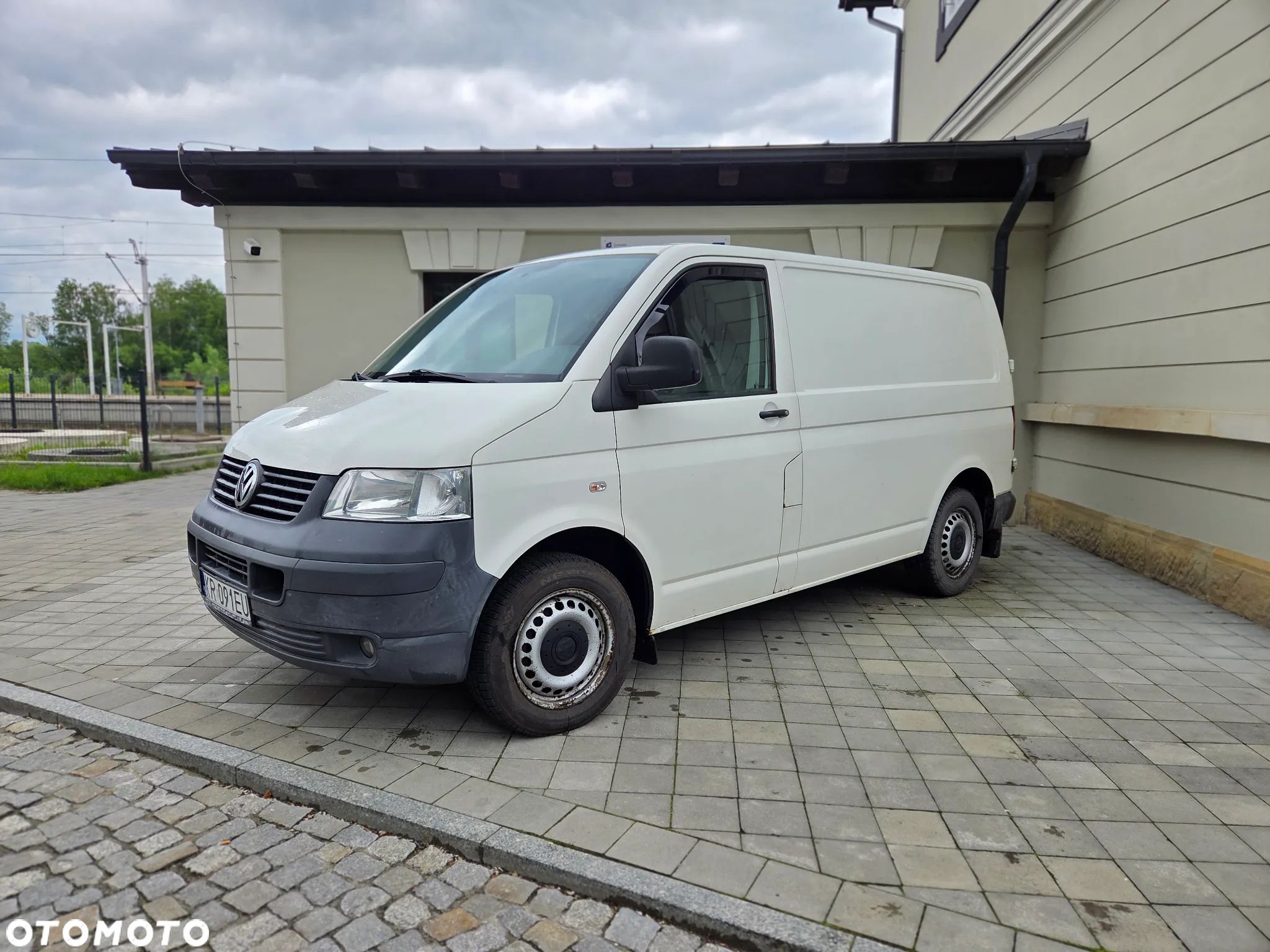 Volkswagen Transporter - 1
