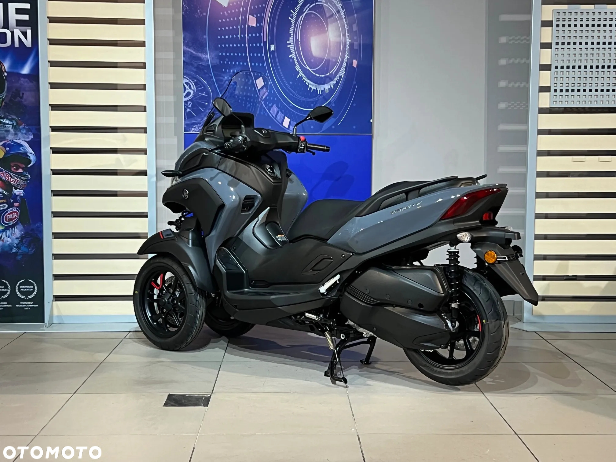 Yamaha Tricity - 3