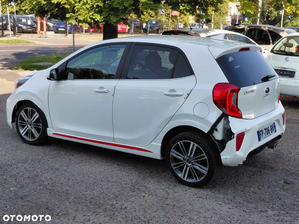 Kia Picanto - 8