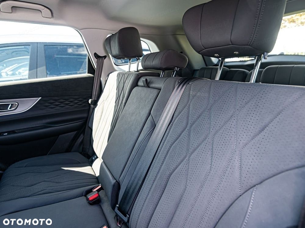Chery Tiggo 8 1.6 T-GDI Comfort DCT - 14