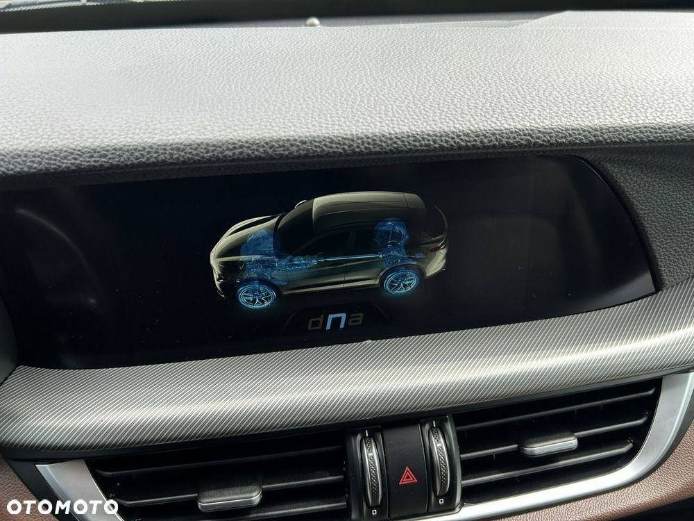 Alfa Romeo Stelvio 2.0 Turbo Executive Q4 - 28