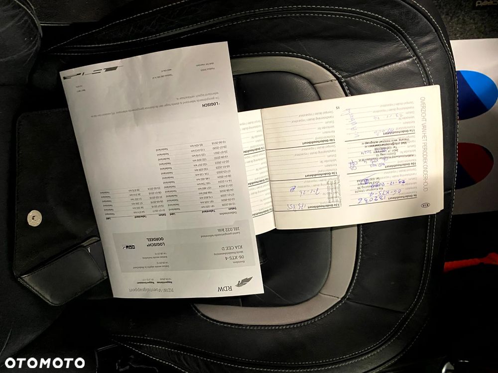 Kia Ceed 1.6 GDI Platinum Edition - 25