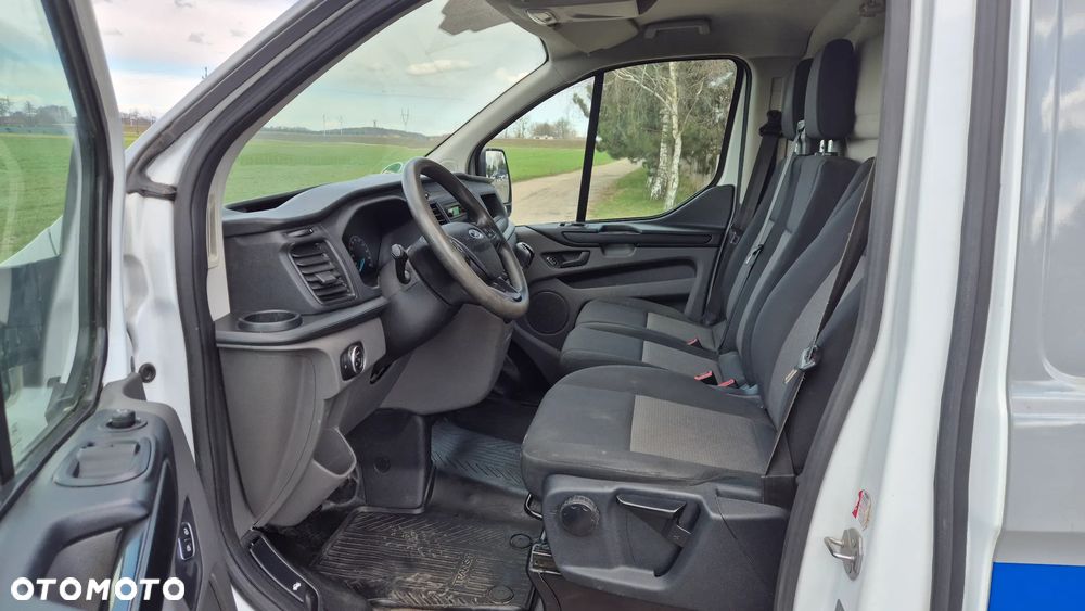 Ford Transit Custom - 10