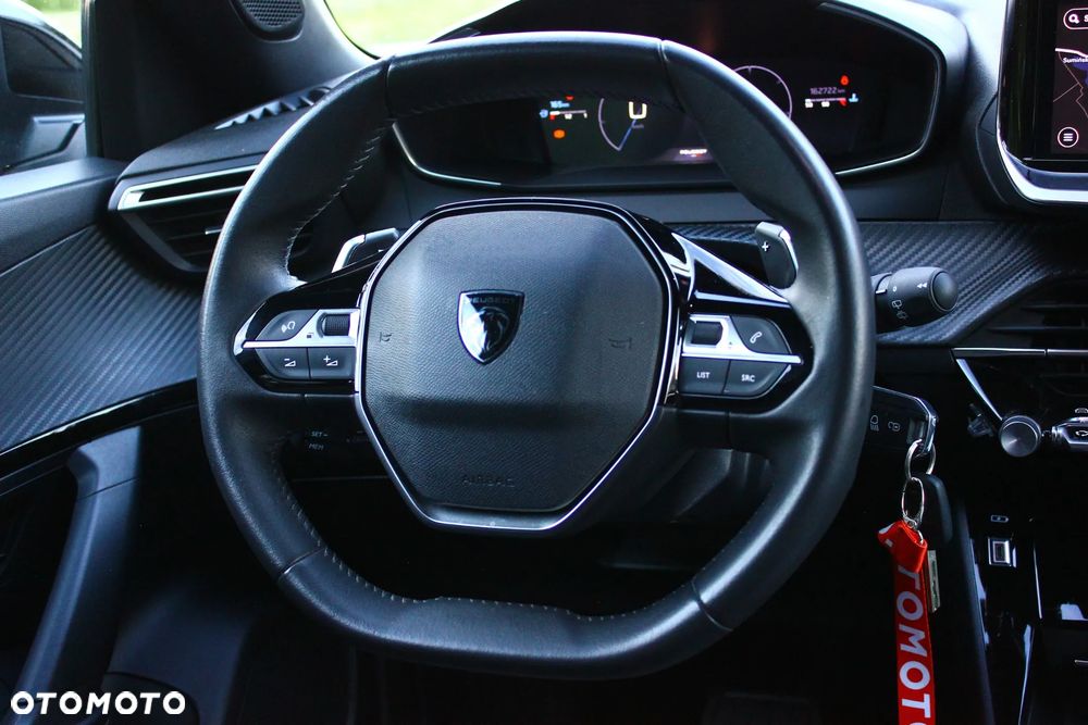 Peugeot 2008 1.5 BlueHDi Allure S&S EAT8 - 37