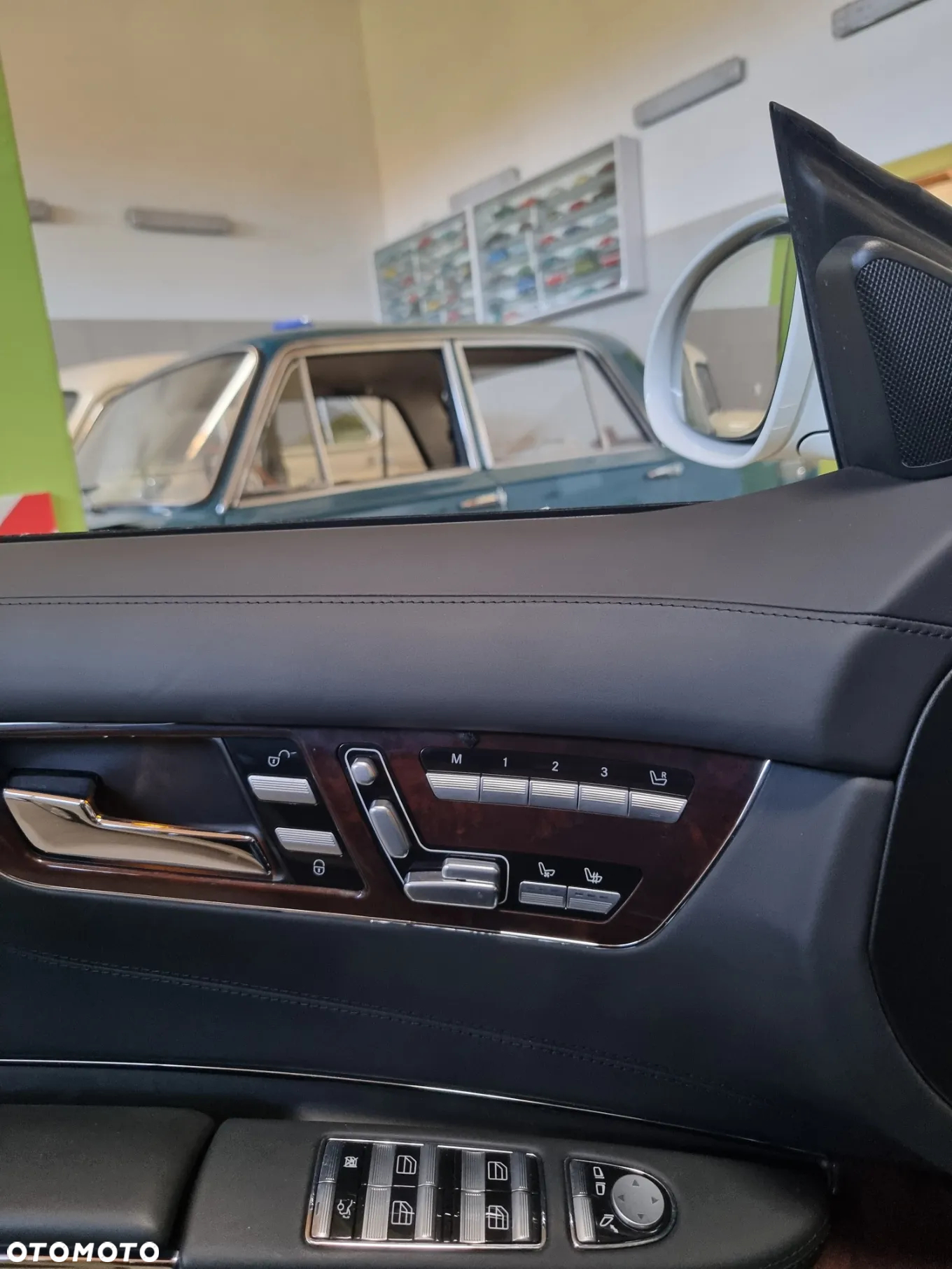 Mercedes-Benz CL - 17